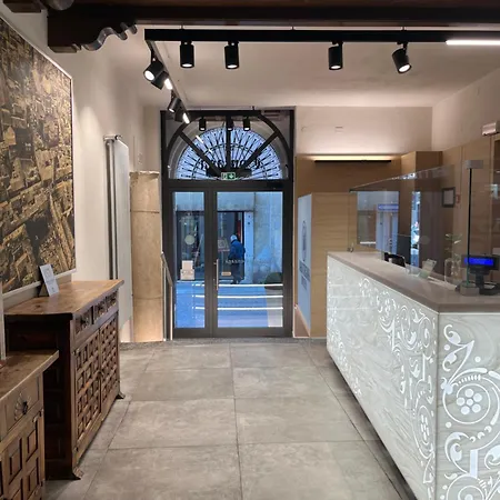 Residenza Accademia, Mantegnahotels