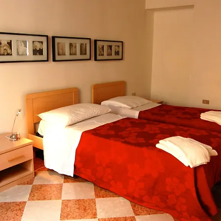 Residenza Accademia, Mantegnahotels 3*