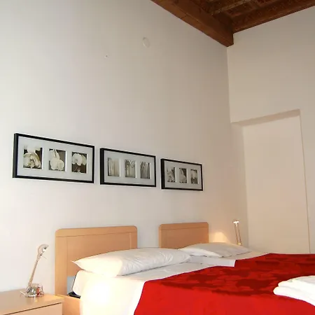 Residenza Accademia, Mantegnahotels ゲストハウス