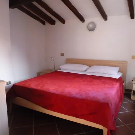 Residenza Accademia, Mantegnahotels ゲストハウス マントヴァ