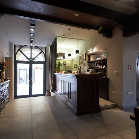 ゲストハウス Residenza Accademia, Mantegnahotels