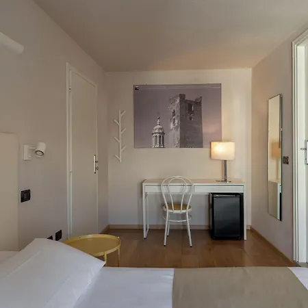Residenza Accademia, Mantegnahotels ゲストハウス 3*