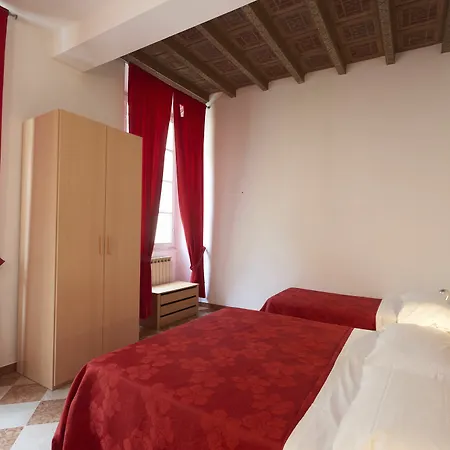 Residenza Accademia 3* Mantova